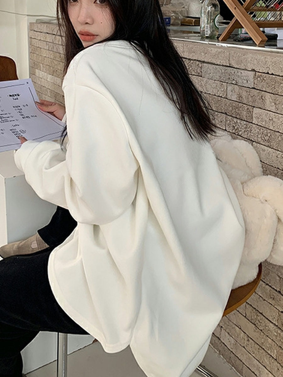 A heavyweight T-shirt with a white base layer for women's winter, thickened and fleece loose, large-sized, laid-back style, paired with a long-sleeved top pic 10