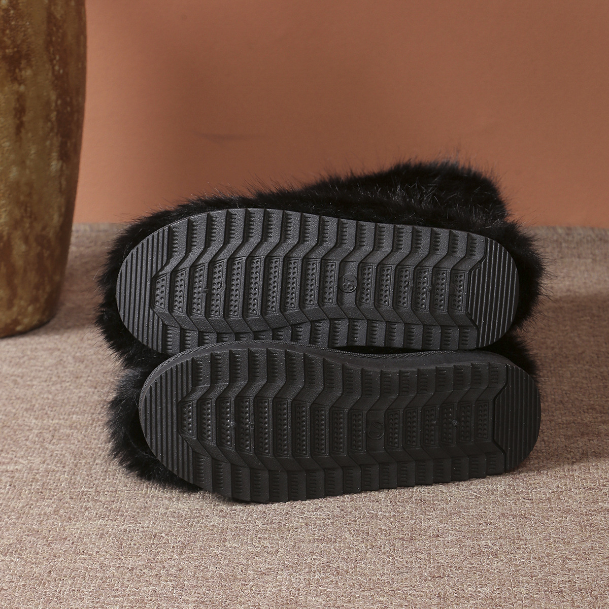 跨境新款毛毛靴子冬季保暖加绒雪地靴女大码中筒靴子44码外贸靴子详情22