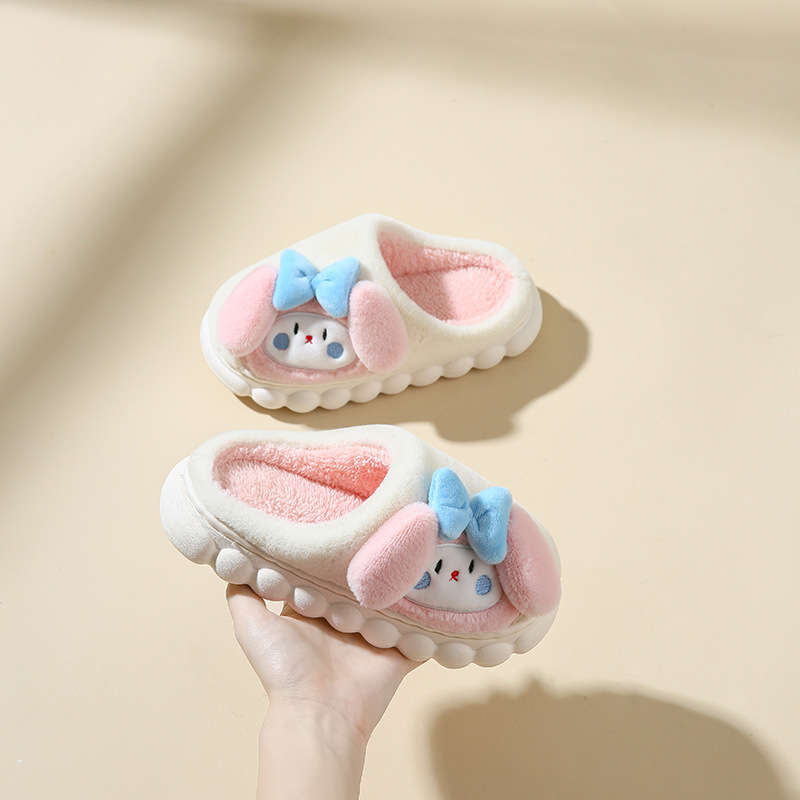 Cotton slippers with a feeling of stepping on feces for women and children, a trendy and warm indoor winter home. Wholesale of woolen slippers for outdoor wear in winter pic 5