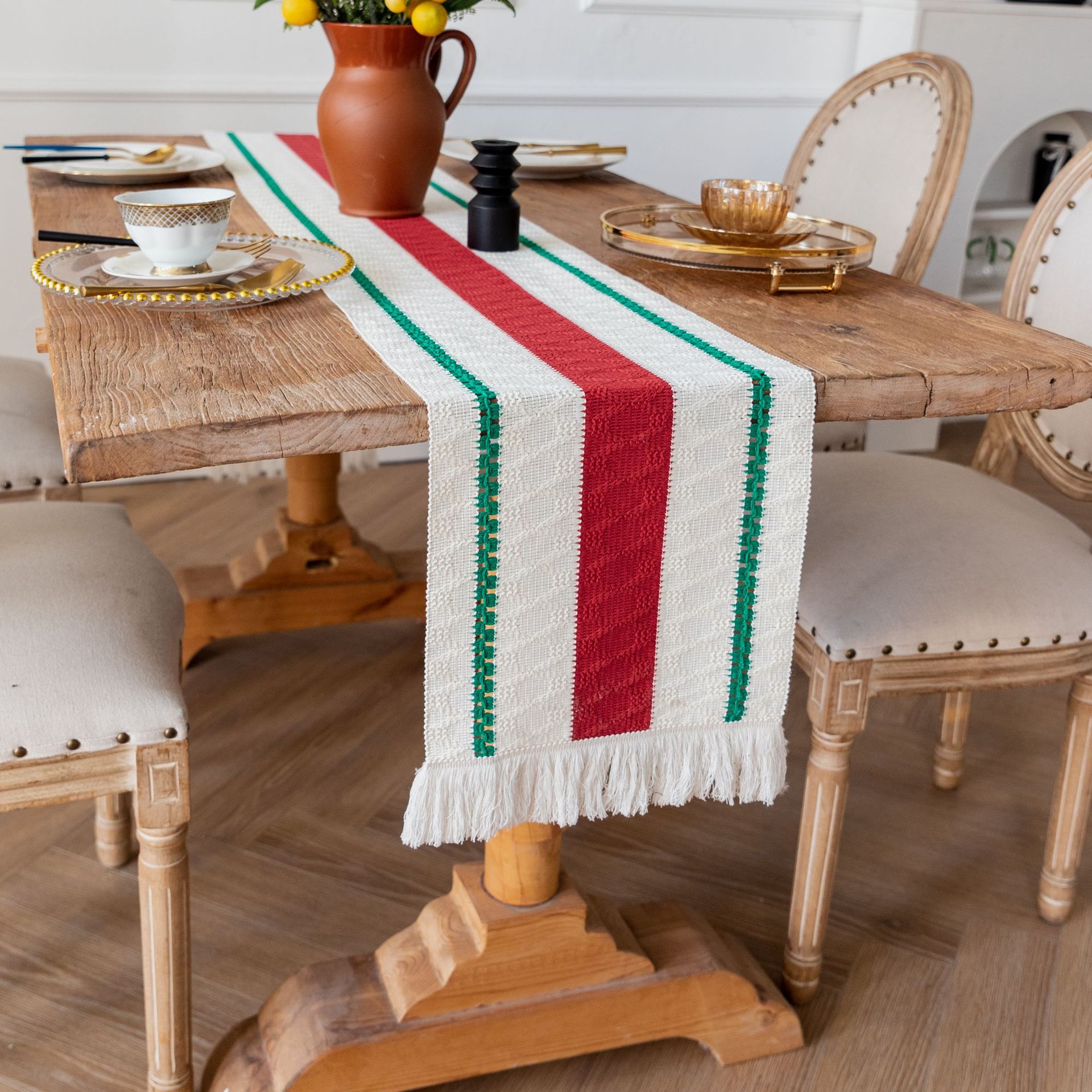 Wholesale of popular cross-border Christmas table flags, American red and green color New Year long tablecloths, entrance hall shoe cabinet decorative tablecloths pic 16