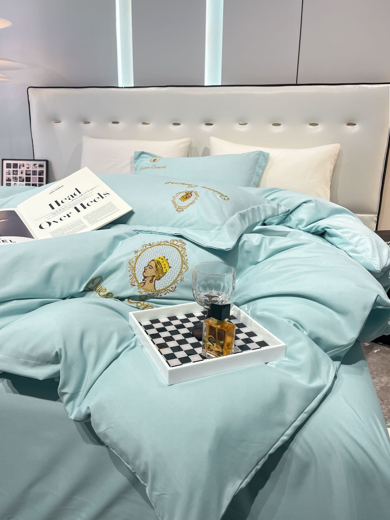 2023 New Madame Curie Embroidered and Brushed Four-Piece Pillowcase Set - Pleasant Autumn Scenery Series 48*74 One pic 3