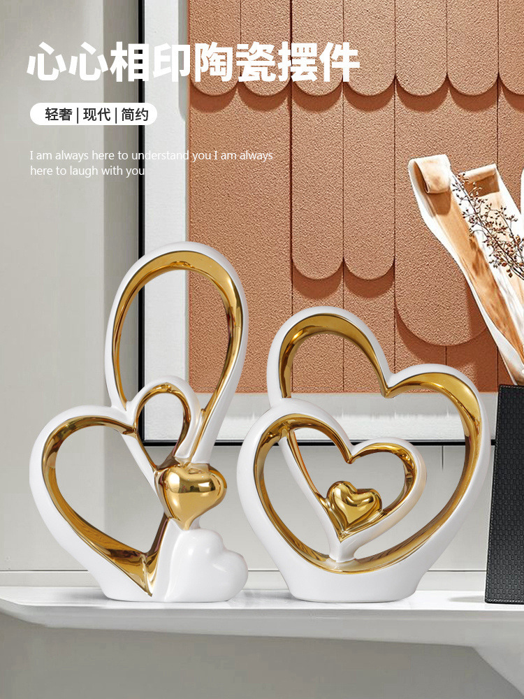 Light luxury and high-end, heart-to-heart, high-end creative decorative items for home living room, entrance hall, wine cabinet, bedroom, bedside table decoration pic 1