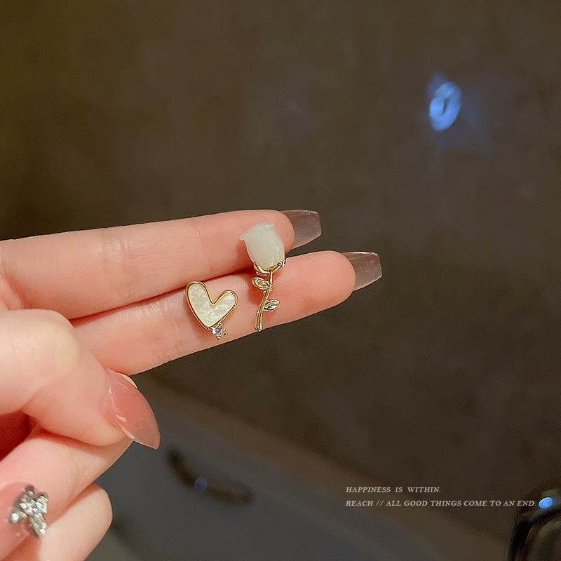 925银针法式复古爱心珍珠耳环女气质高级感ins风耳钉网红耳饰批发详情1