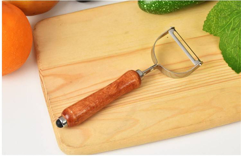 Card-mounted peeler, serrated peeler, wooden handle fruit knife, vegetable peeler, planer, kitchen peeler, 2-yuan store pic 6