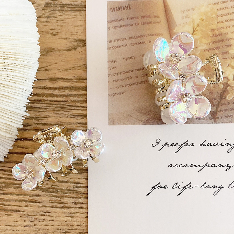 花朵夹子头饰发夹珍珠贝壳花水钻抓夹女小号鲨鱼夹网红女发卡发饰详情2