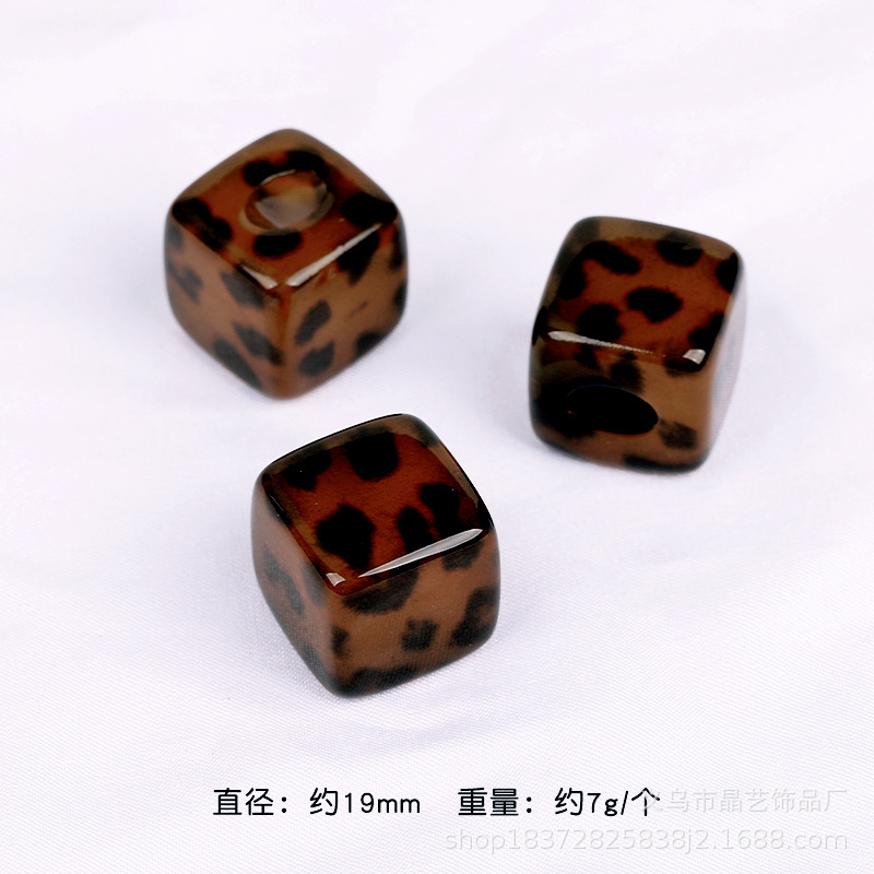 咖色方.jpg