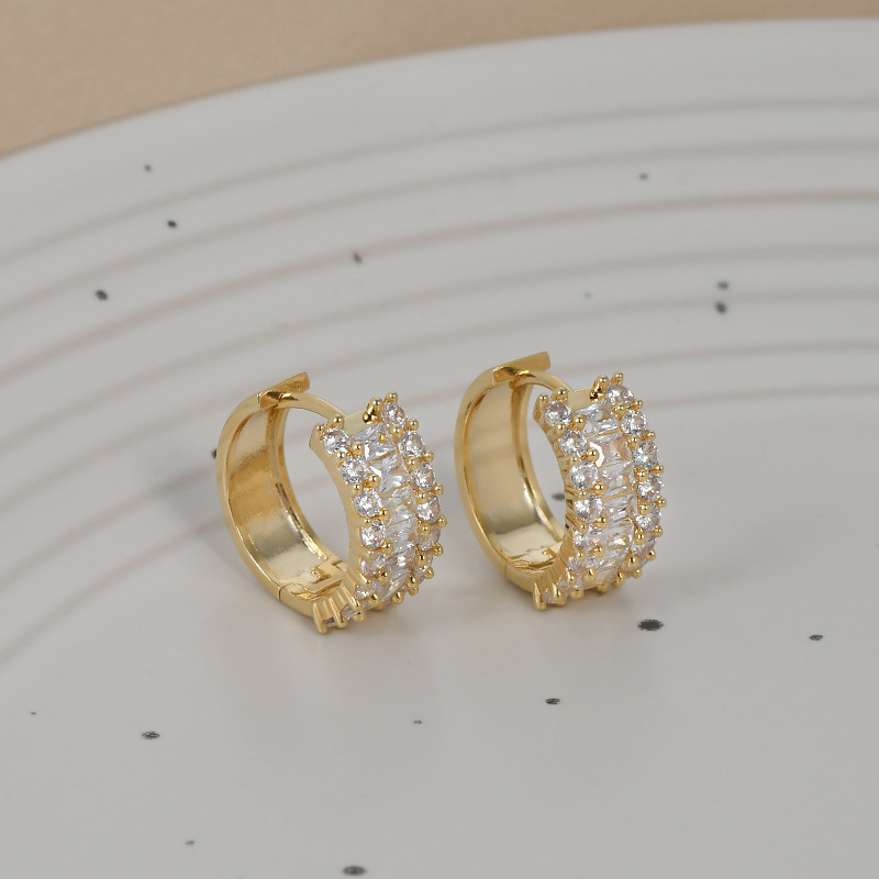 跨境货源微镶锆石气质耳环女小众设计感几何C形耳饰ins风百搭耳扣详情6