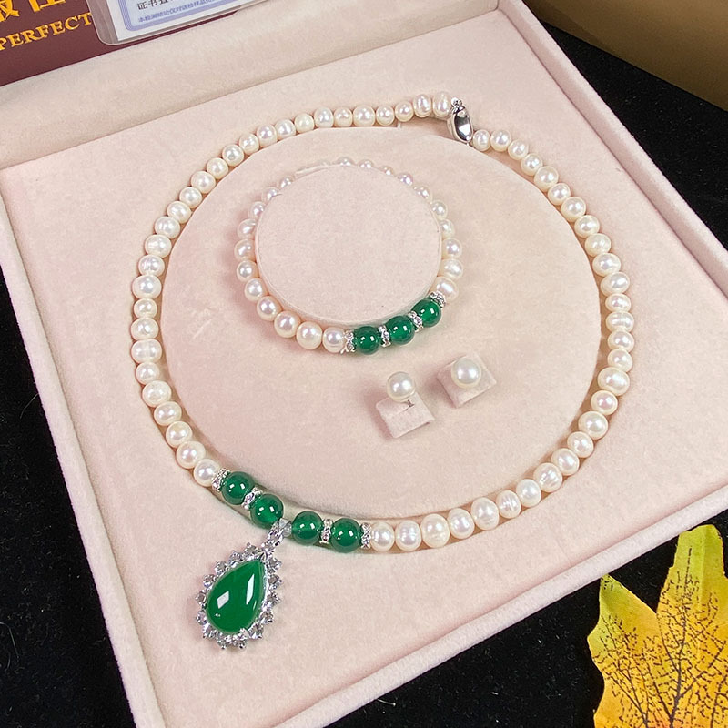 天然淡水珍珠项链绿玉髓吊坠白珍珠手链套装送妈妈婆婆母亲节批发详情25