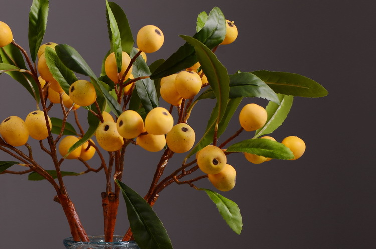 Factory direct sales of artificial loquat fruit branches, Chinese modern and simple soft decoration, artificial berries wholesale, prosperity fruit pic 10