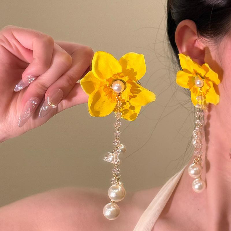 Silver needle yellow flower tassel stud earrings, super fairy-like spring and summer sweet earrings, fashionable, light luxury and high-end earrings for women pic 28