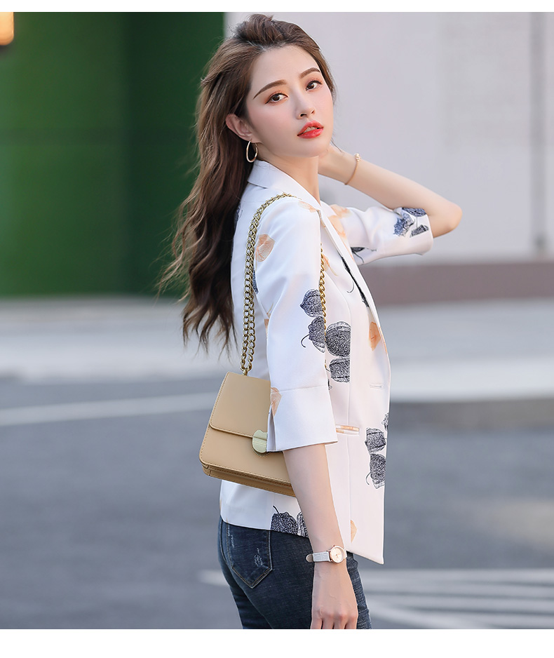 A short printed mini suit jacket for women, 2020 spring new style, a stylish, form-fitting and versatile casual suit jacket for ladies pic 49