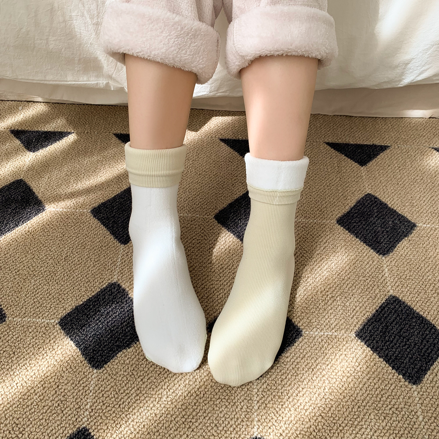 Unisex couple style fleece and thickened warm snow socks, mid-length home cotton socks, postpartum socks, floor socks pic 80