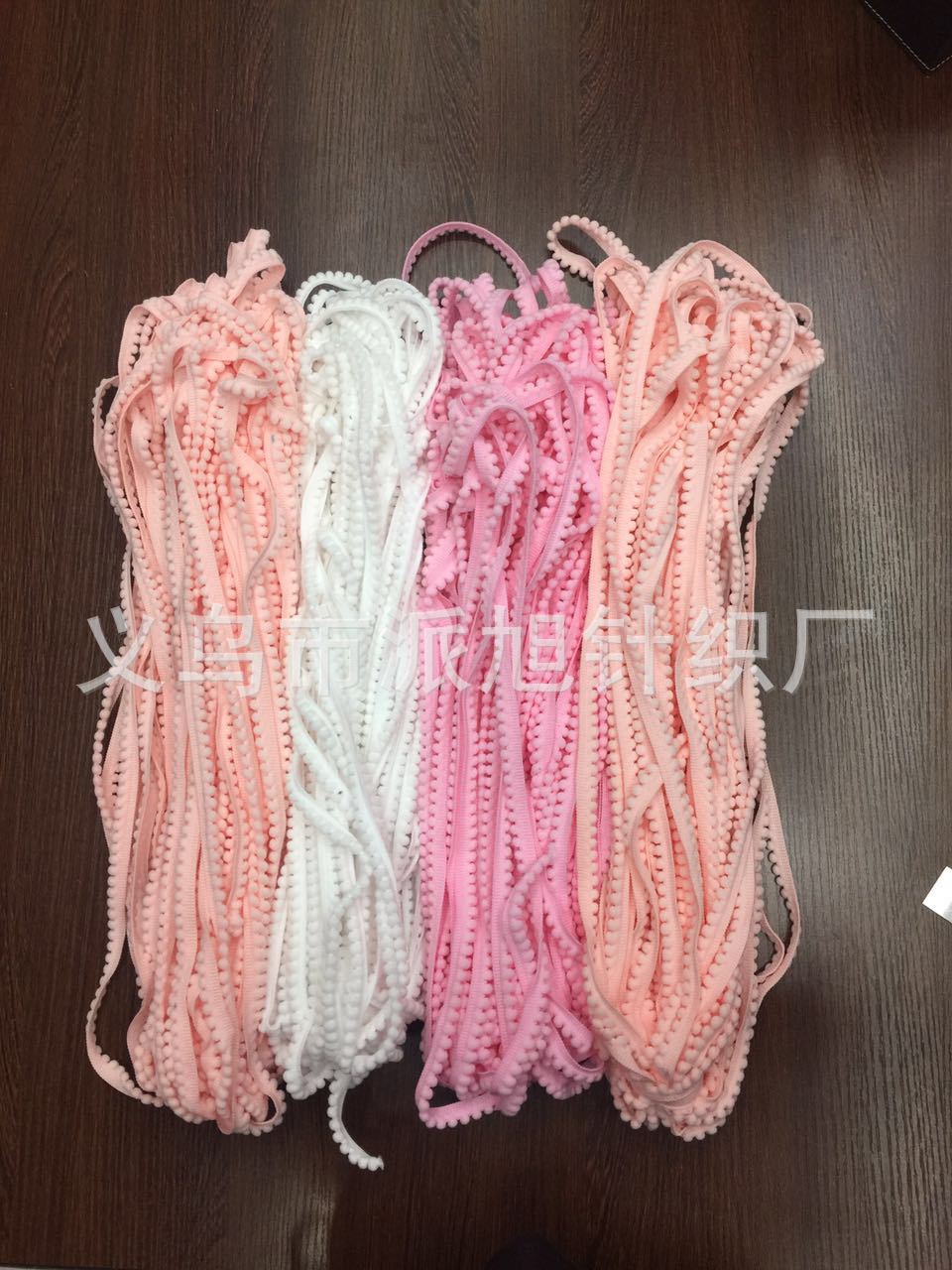 The tassel bud edge ball lace is approximately 1cm wide. Factory direct sales of the tooth edge ball lace pic 4