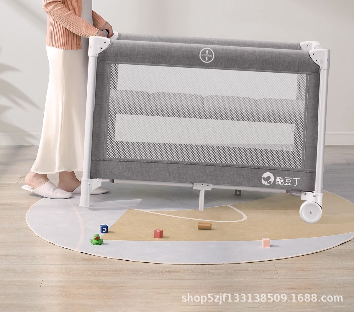 酷豆丁婴儿床折叠拼接大床便携式床可移动新生婴儿床尿布台宝宝床详情17