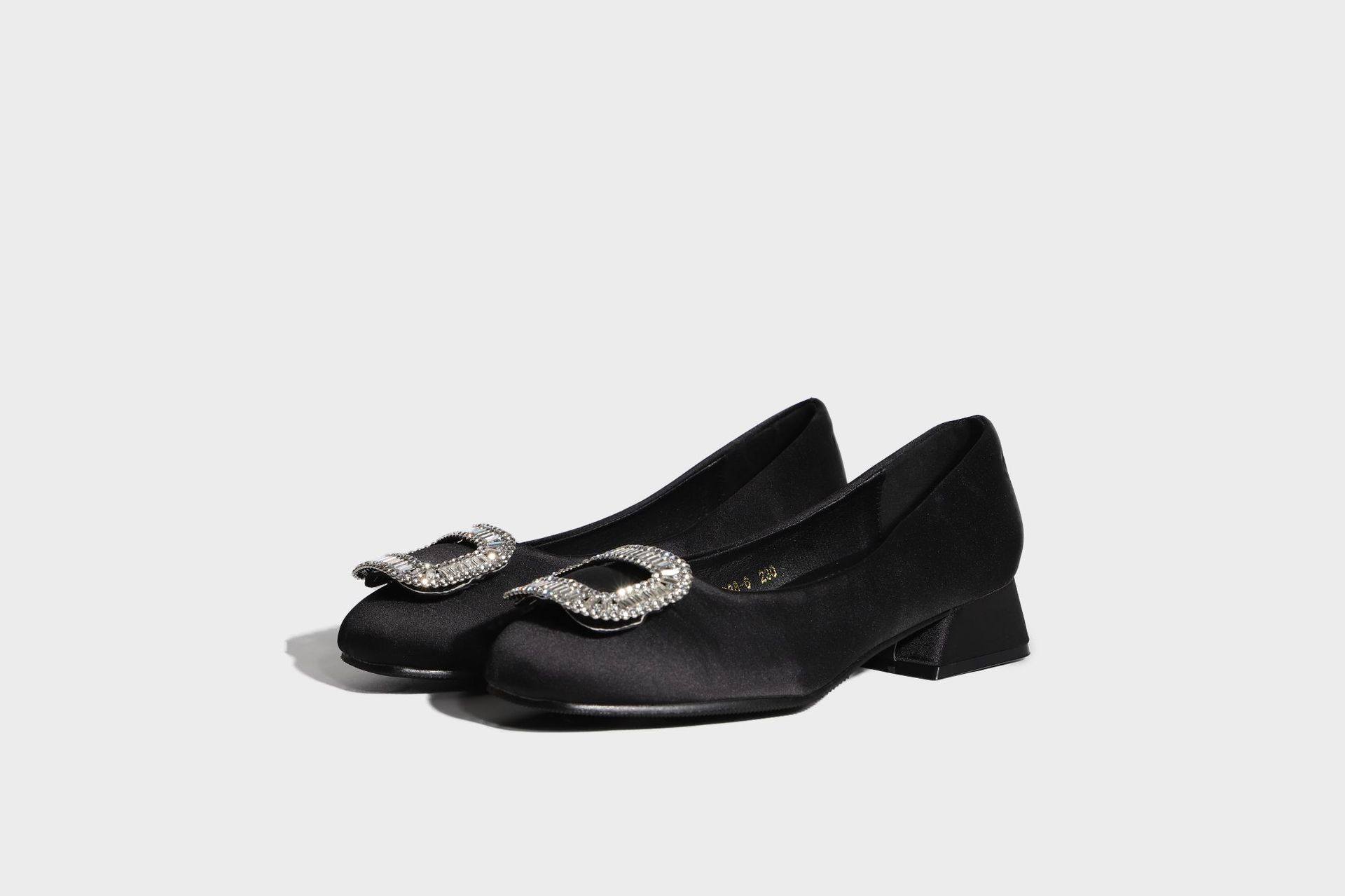 2024春季新款名媛风大码法式女鞋粗跟通勤风气质高跟鞋女工厂直销详情14