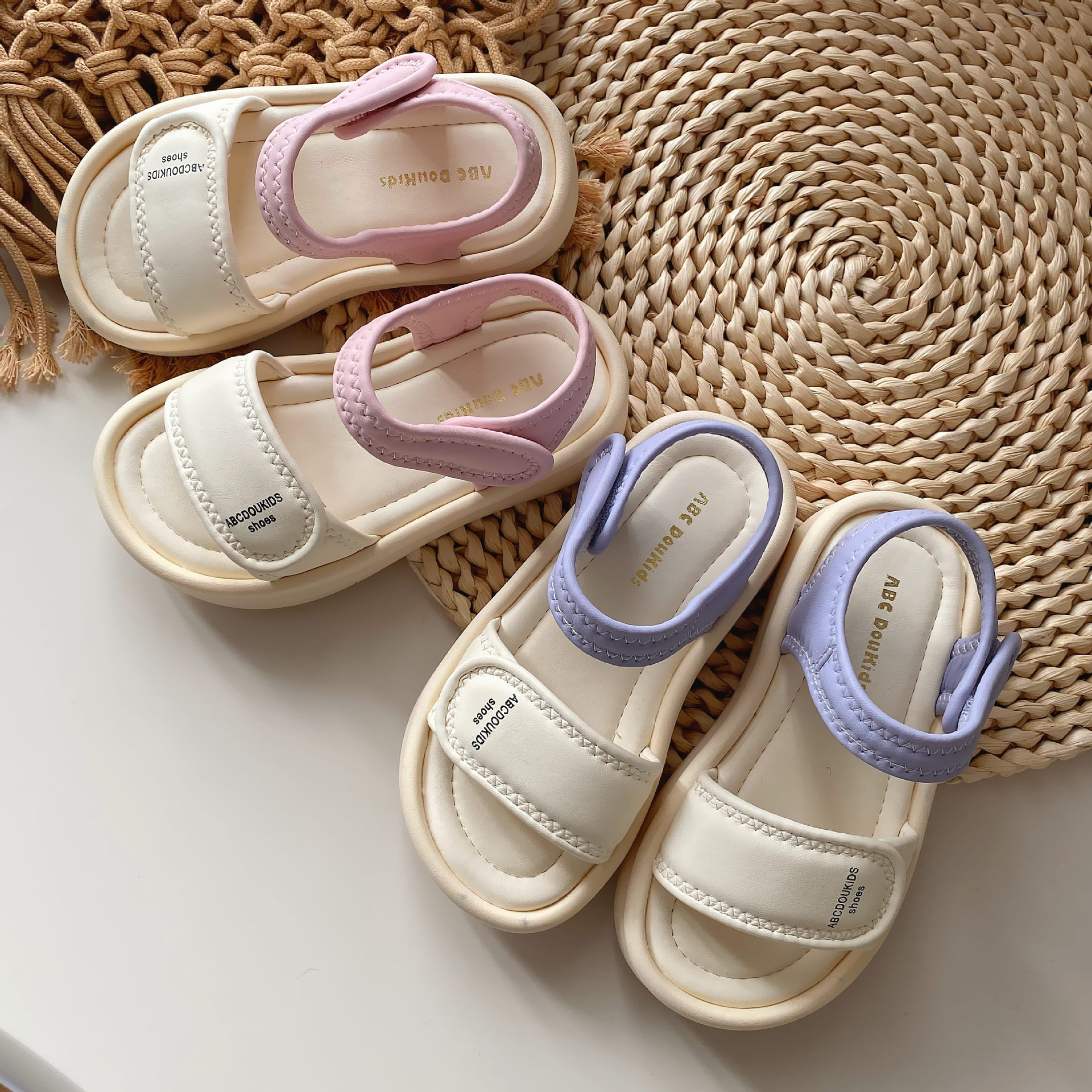 2024春夏季新款时尚百搭凉鞋圆头舒适软底运动魔术贴户外男女童鞋详情8