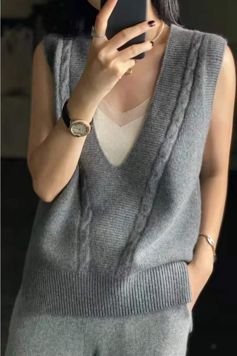 秋季新款女士V领坎肩宽松大码针织毛衣韩版精纺羊毛扭花马甲背心详情11