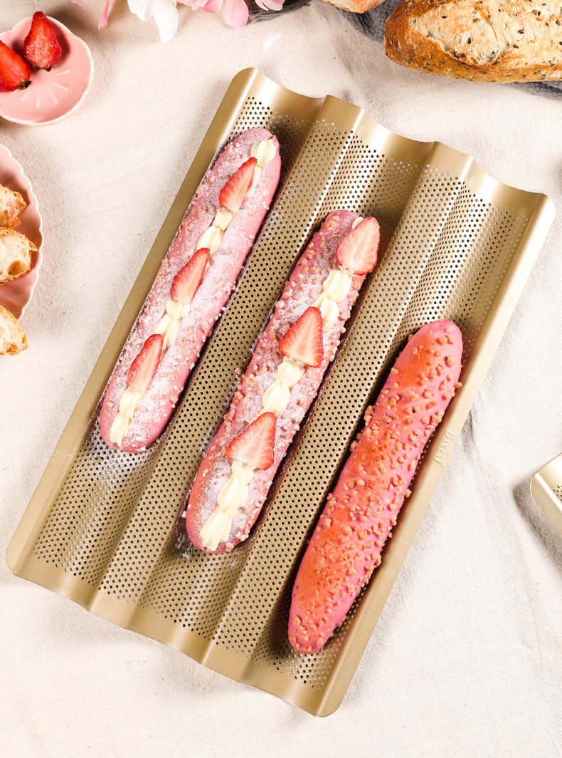 金色法棍模具不粘3槽大号法棒模亚马逊波浪法条式长条面包烤盘架详情1