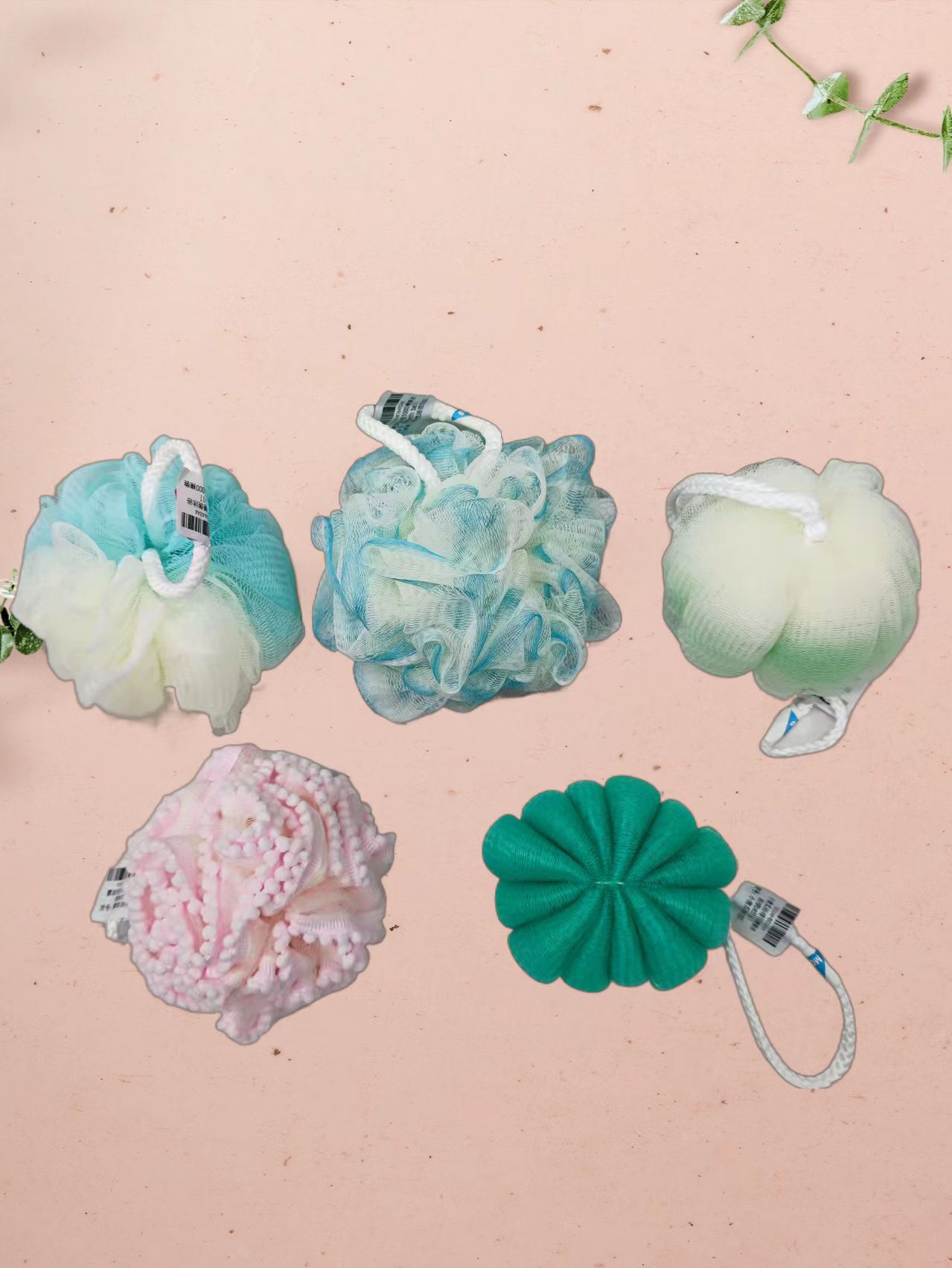 Color-blocking multi-color bath balls, high appearance level, large size, no scattering of bath flowers, super soft scrubbing and foaming bath balls, bathing god pic 2