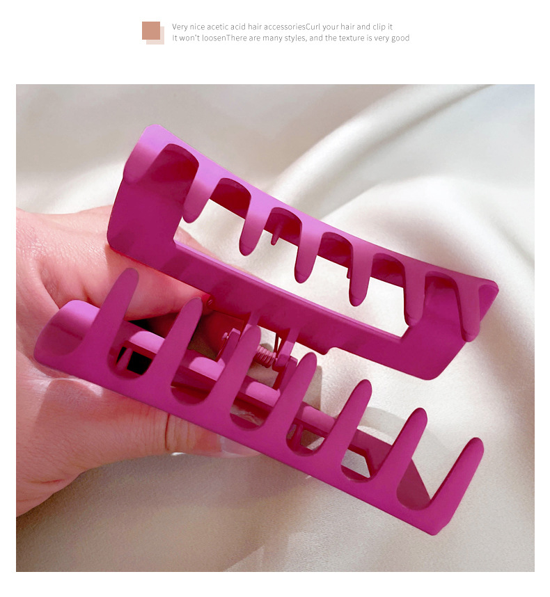 Xia Weiyi accessories Strawberry bear claw clip, Korean version large shark clip, pitaya color back of the head updo, ins hair clip pic 15