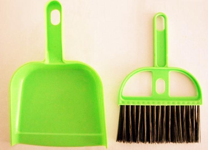 Direct supply from the manufacturer of plastic small bucket brushes, dust removal bucket brushes, desktop cleaning brushes, computer brushes and instrument brushes pic 8