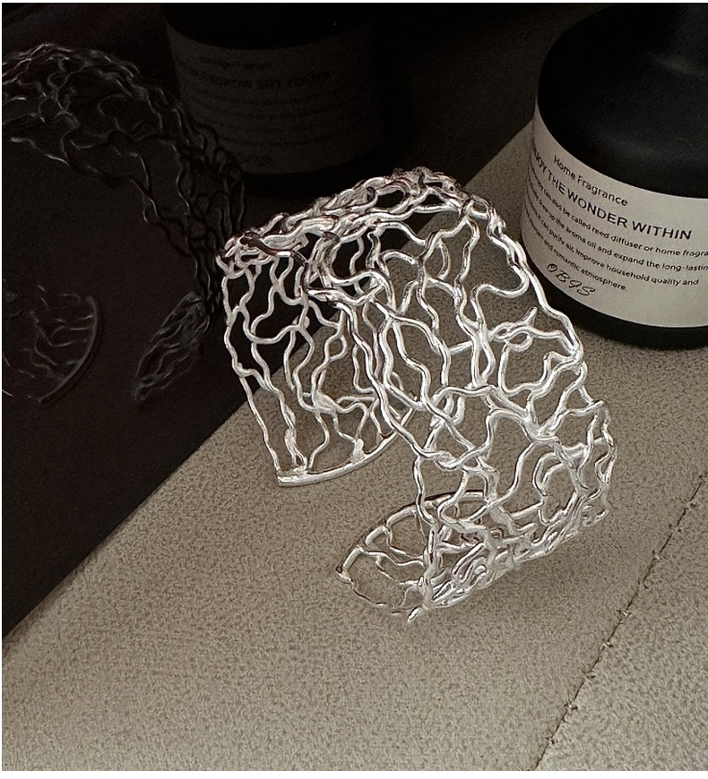 925纯银韩国东大门原单复古线条手环韩系简约时尚款镂空线条手镯详情11