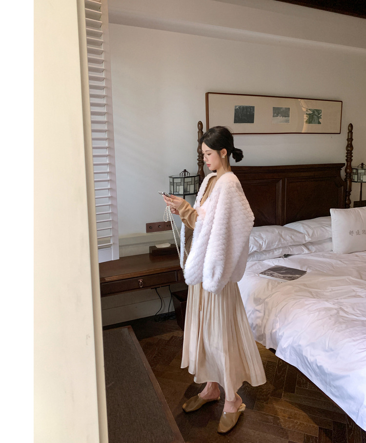 冬季新年羊羔毛皮草短款女网红羊剪绒布加迪全羊毛年轻短外套详情52