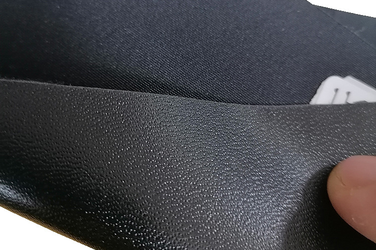 箱包鞋材皮料喷水花瑶厂家支持定制0.6MMPVC化妆包包饰品皮革批发详情8