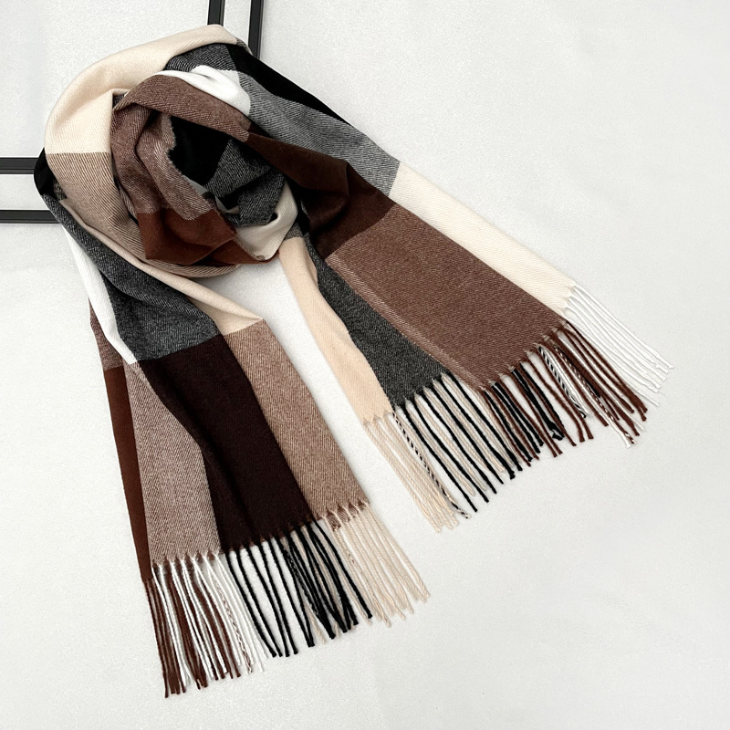 Checkered scarf in European, American and British style, fashionable for autumn and winter commuting, versatile and warm, ins cross-border faux cashmere student shawl pic 13