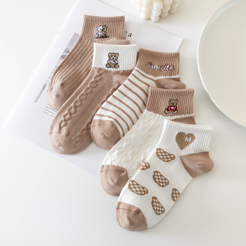 Short love bear cute cartoon calcetines deportivos para mujeres primavera/otoño calcetines para niñas calcetines al por mayor colegial viento calcetines de boca rasa calcetines de piso una pieza de repuesto calcetines pic 17