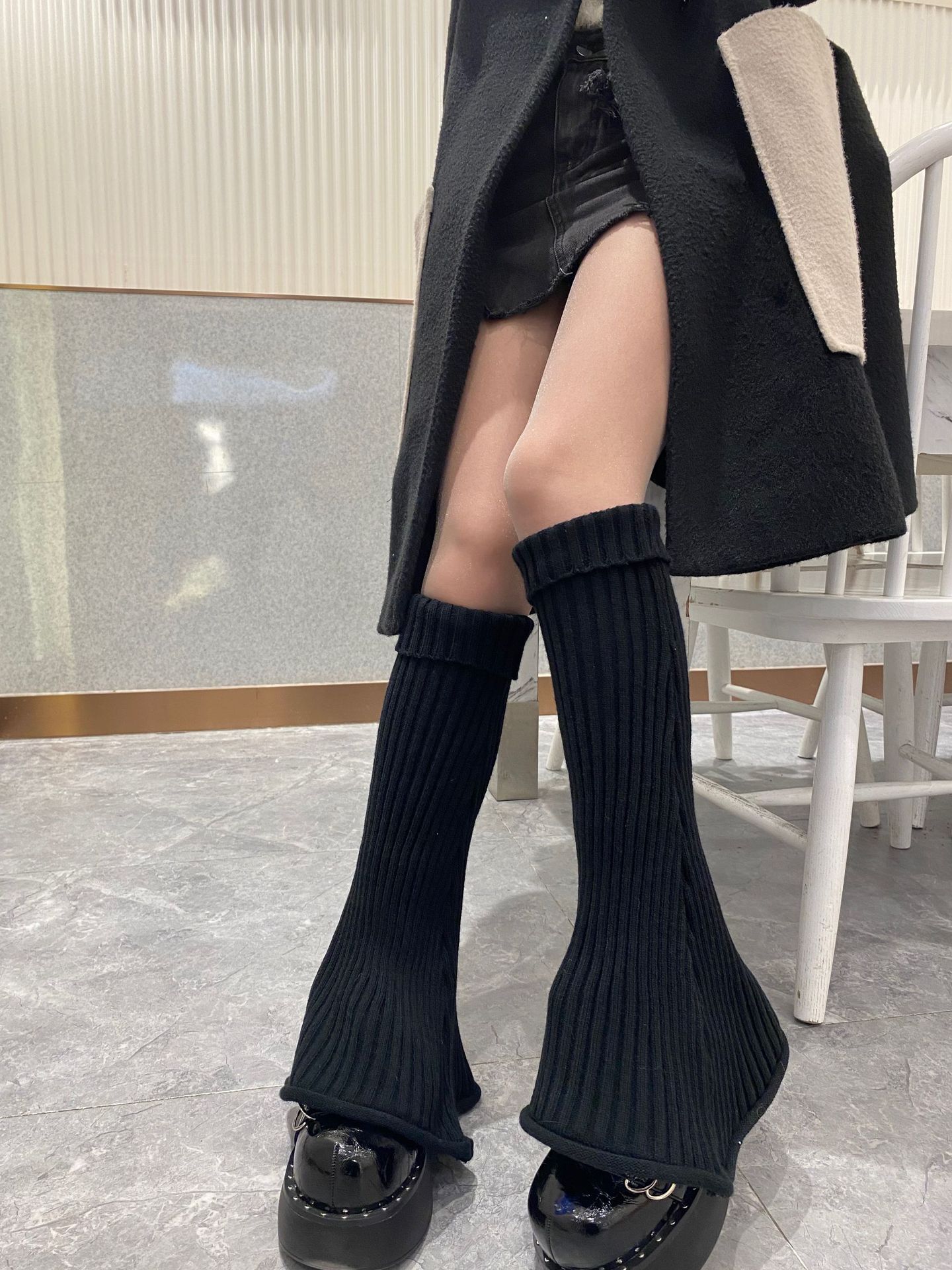 Otoño invierno influencers piernas calientes retro cuerno casquillo estilo nicho slim jersey rayas de lana piernas largas ligas pic 22