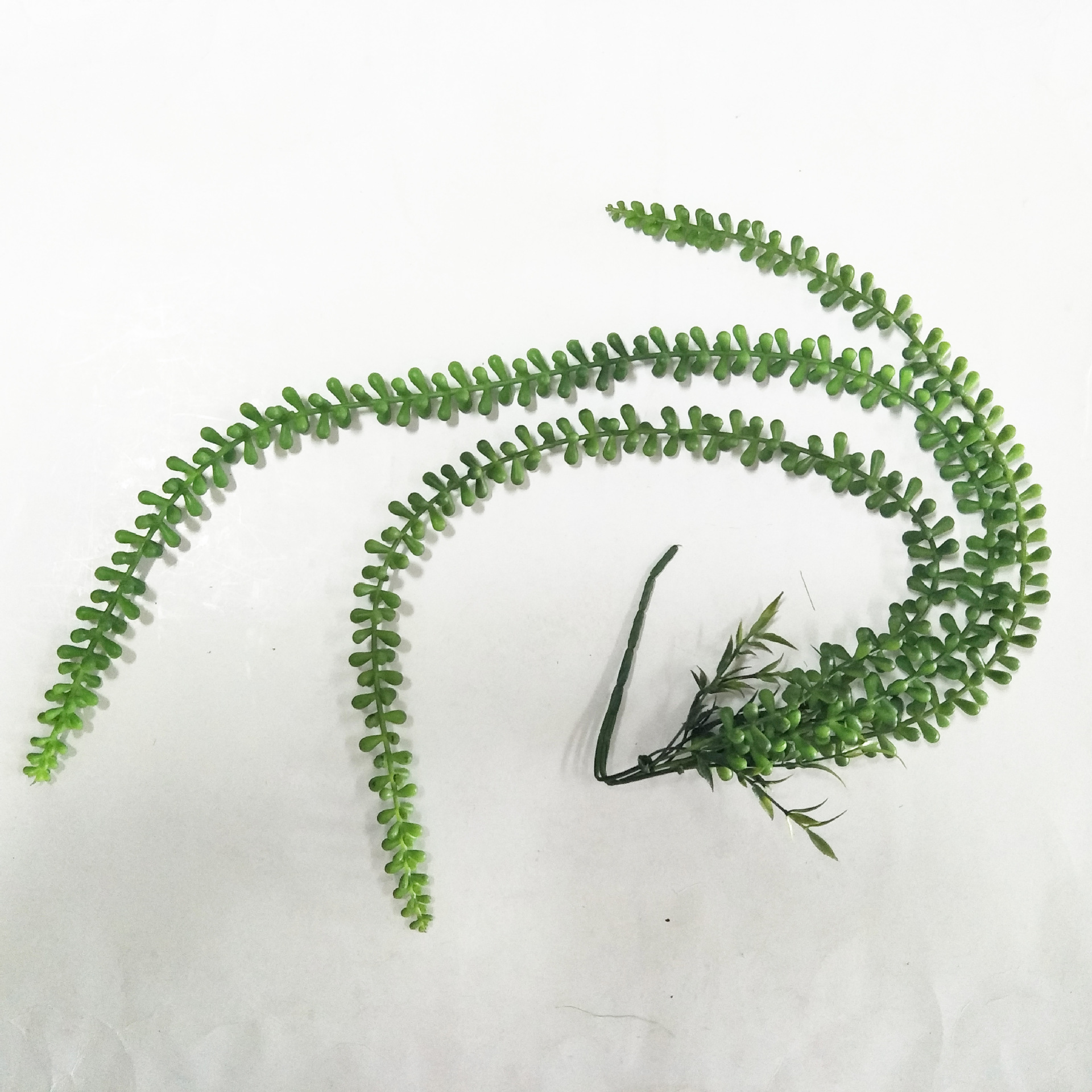 Artificial flowers, artificial lawns, artificial trees, artificial flowers, artificial lawns, artificial trees, plant wall accessories, artificial prayer beads, artificial dragon whiskers, plant wall decoration, real photos of artificial grass, willow leaves across the river, artificial flowers, artificial lawns, artificial trees pic 8