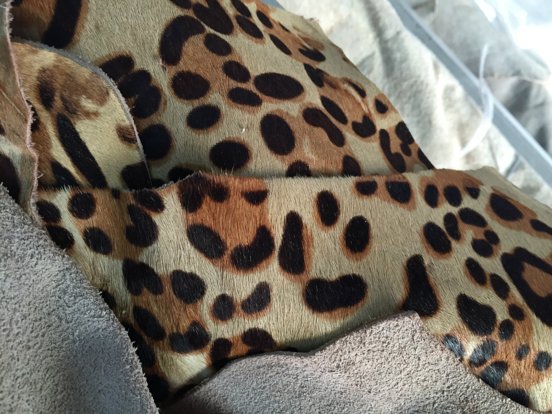 Yiwu genuine horse hair, horse leather, leopard print, zebra, cow, thousand bird print, horse hair, single color, multicolored horse skin, gilded version pic 6