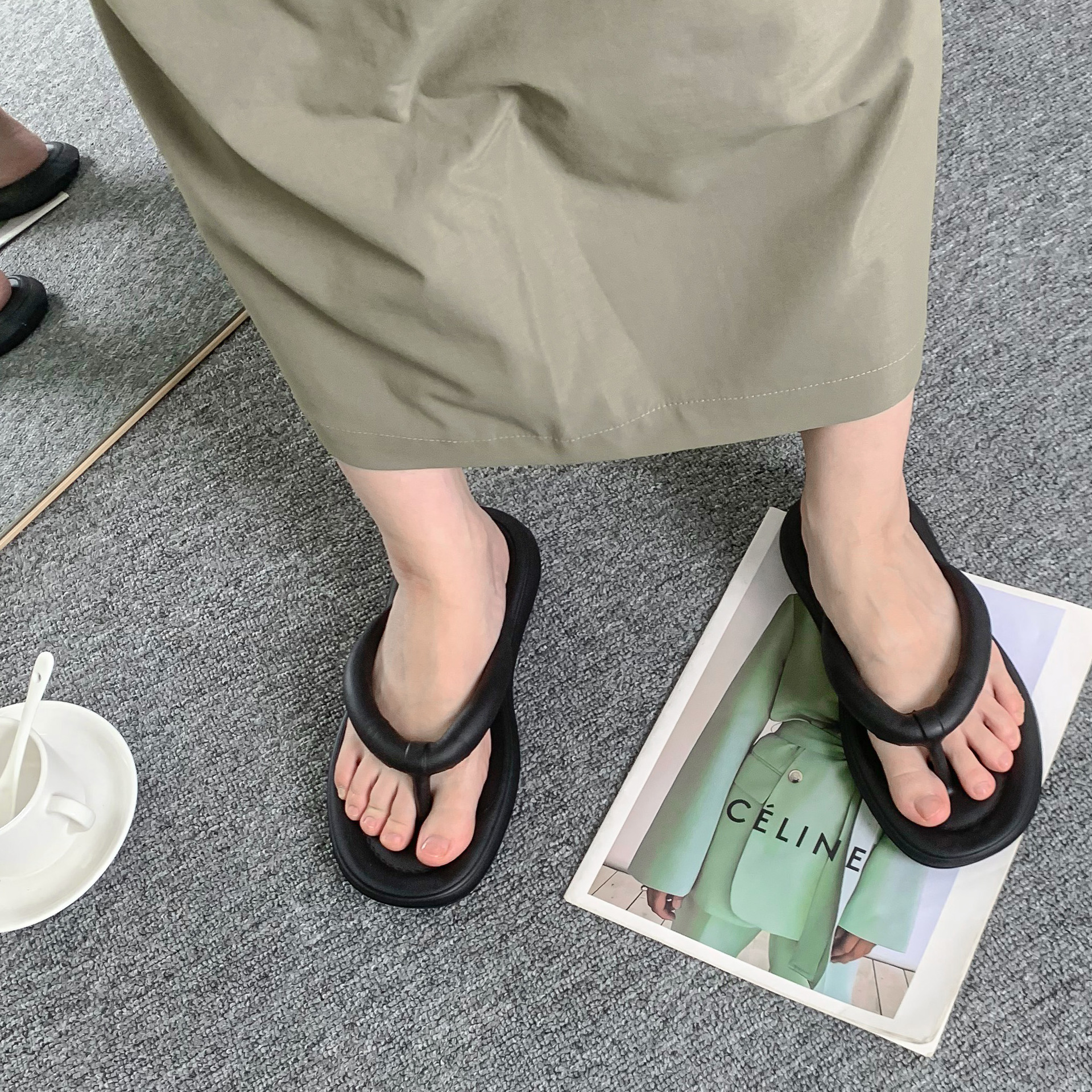 EVA新款人字拖夏季ins糖果色家用浴室洗澡软底夹脚外穿凉拖鞋批发详情6