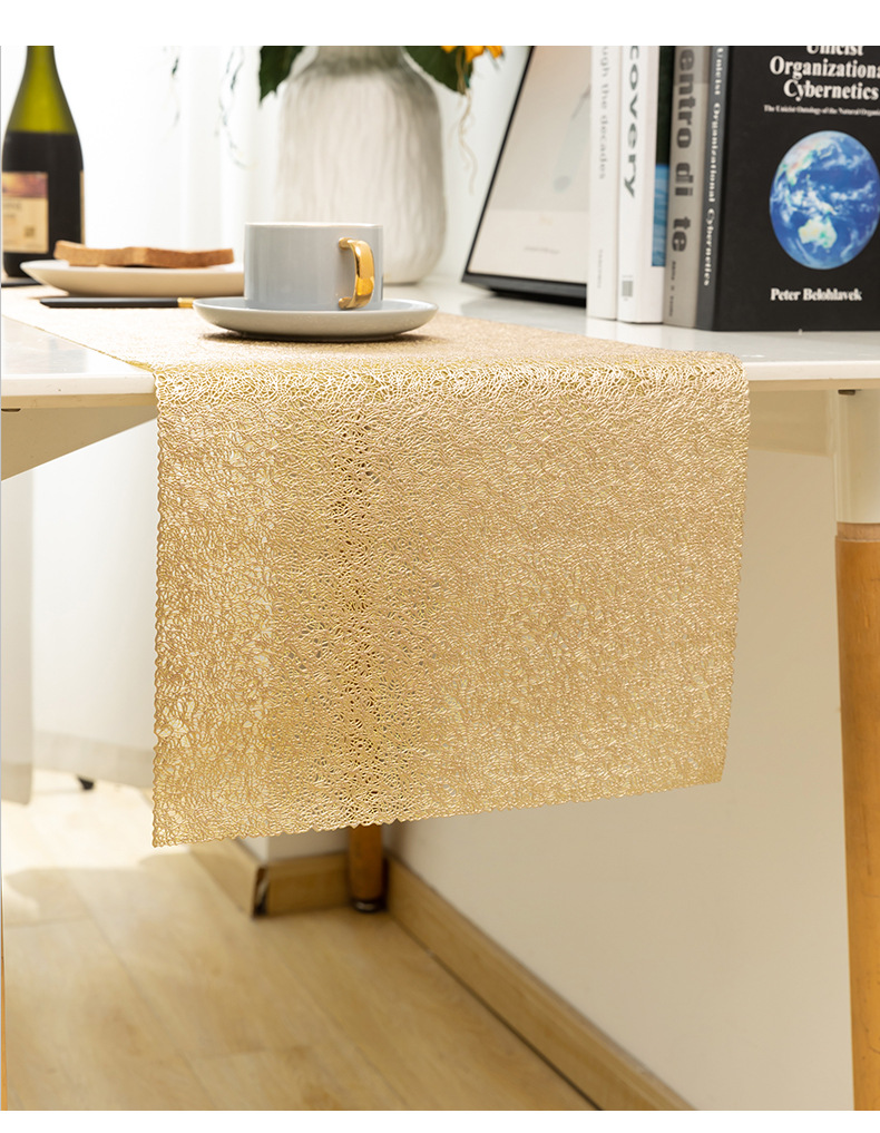 pvc hollowed-out table flags, gold-embossed placemats, heat-insulating table MATS, red silk Western placemats for cross-border Amazon restaurants pic 8