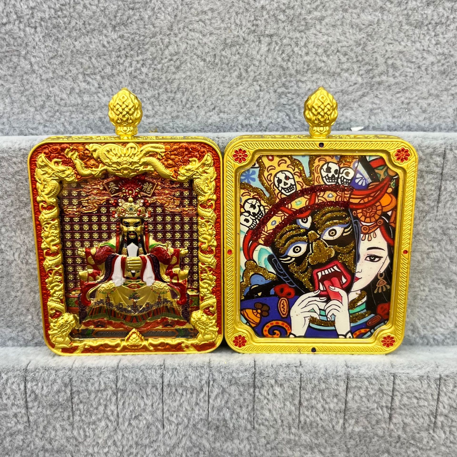 五台山唐卡浮雕双面款立体龙五爷吞金兽双面唐卡前世今生项链吊坠详情12