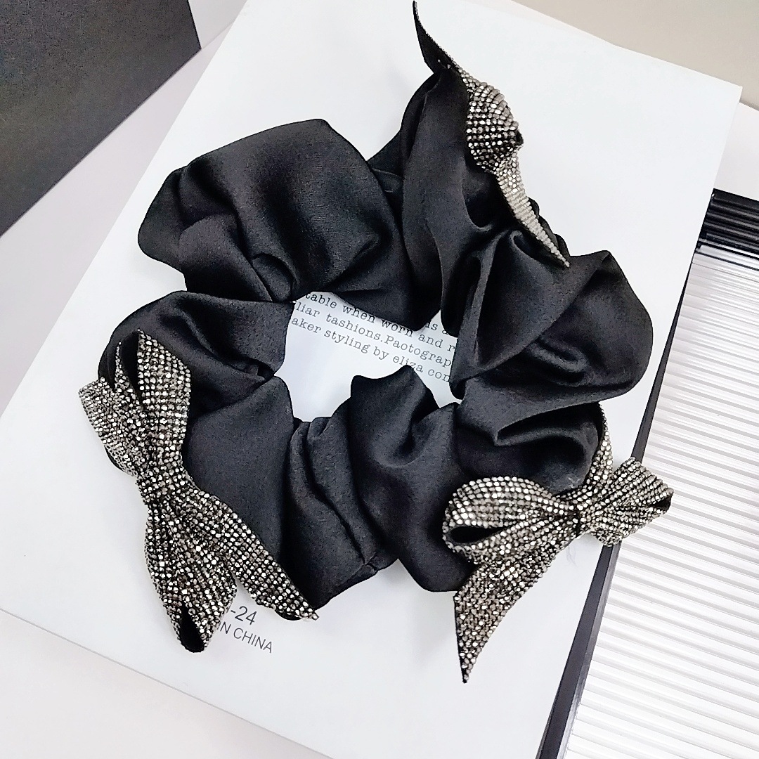 The national trend series of fashionable rhinestone hair bands, large intestine bands, headbands, high-end, simple and sophisticated black hair bands and hair accessories pic 7