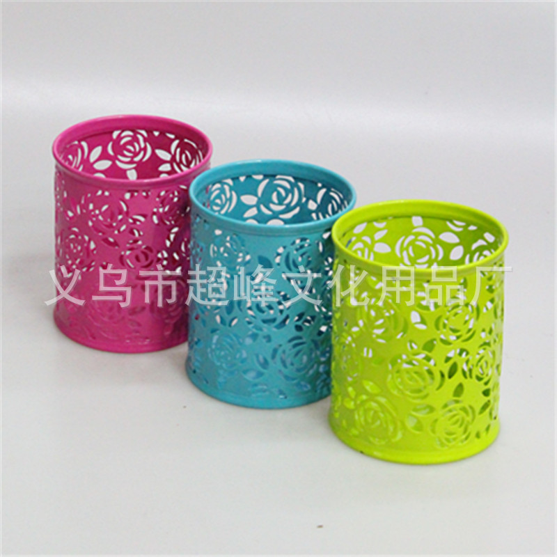 直口玫瑰花笔筒合