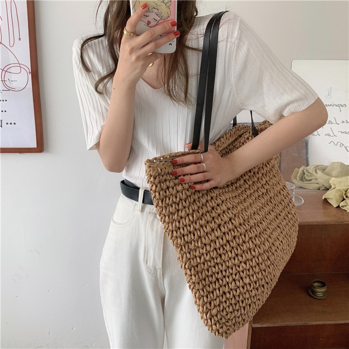 This ice silk short-sleeved V-neck knitted sweater is a summer base T-shirt for women. It can be worn over a thin, loose black chanel-style top pic 6