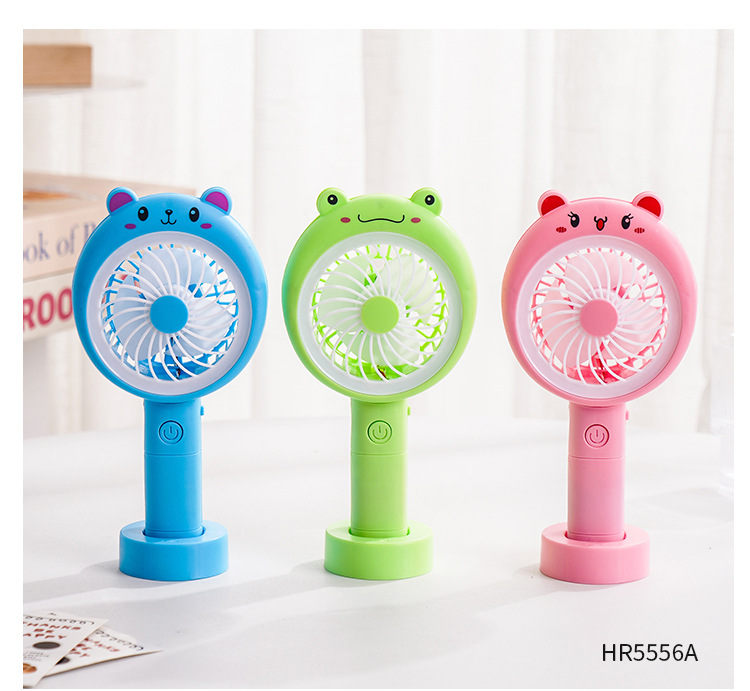 卡通造型手持迷你USB充电风扇 便携式学生宿舍办公桌面用带底座带灯光风扇 创意小风扇静音大风力详情4