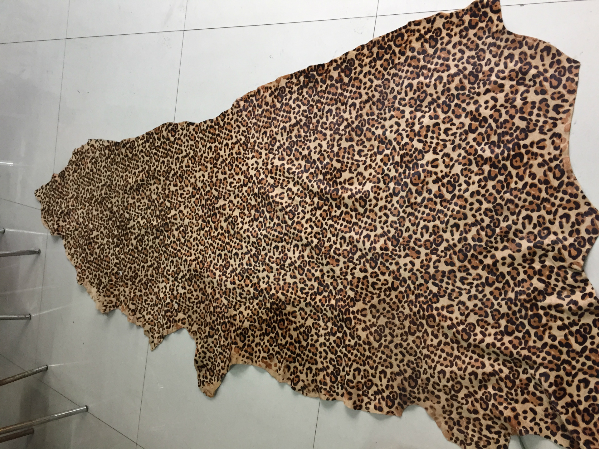 Yiwu genuine horse hair, horse leather, leopard print, zebra, cow, thousand bird print, horse hair, single color, multicolored horse skin, gilded version pic 4