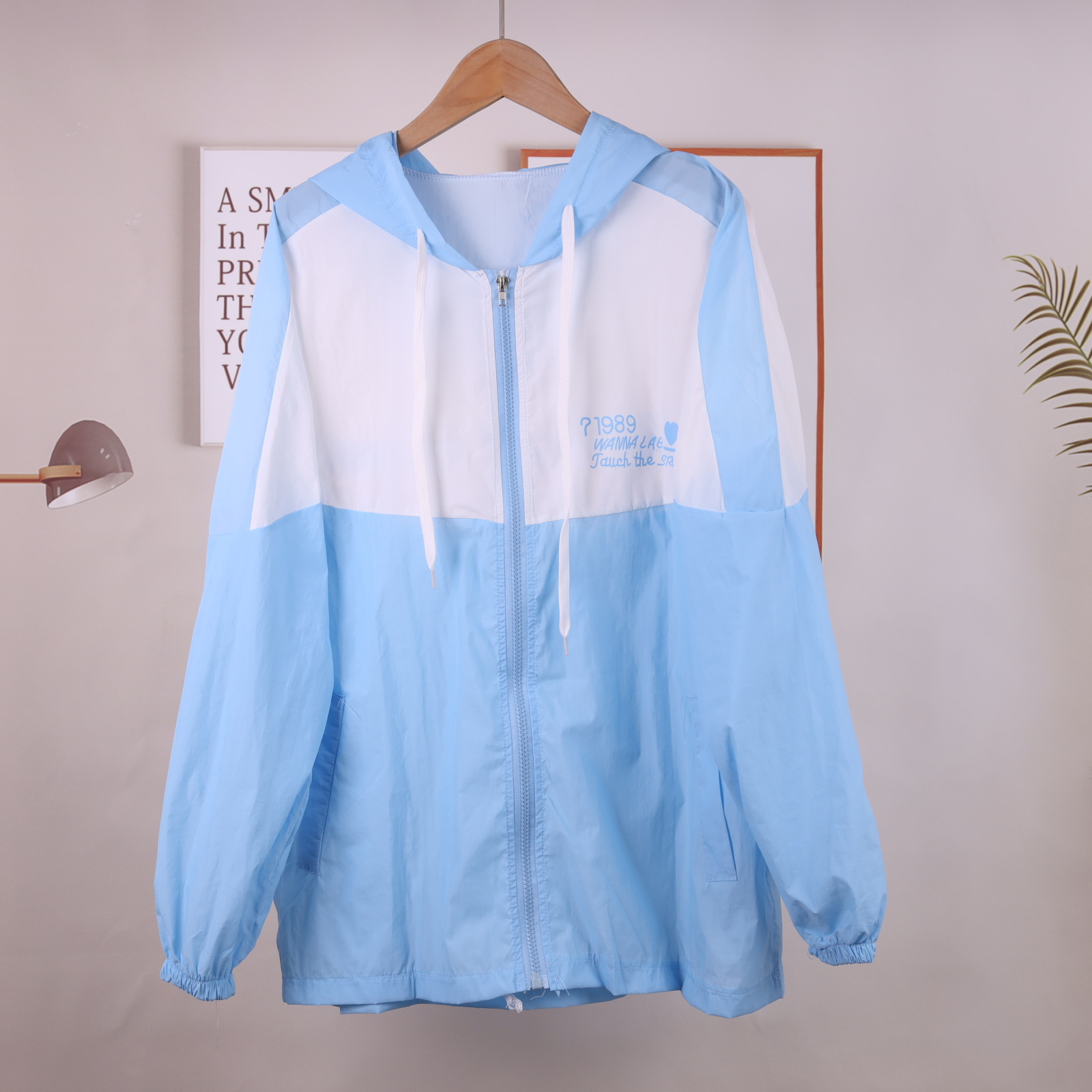 English large-sized sun-protective clothing for women in 2022, short cycling clothes, loose and versatile student sun-protective clothing, thin short jackets pic 9