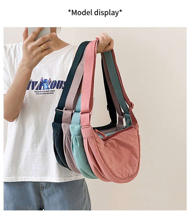 斜挎包女新款单肩包学生女包休闲包运动小包夏季帆布包日系饺子包详情9