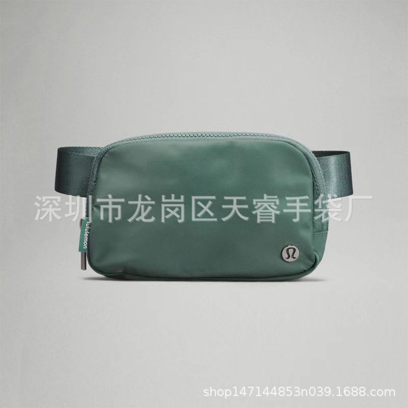 lulu新款时尚户外运动健身腰包跑步手机收纳包黑色多功能户外露露详情3