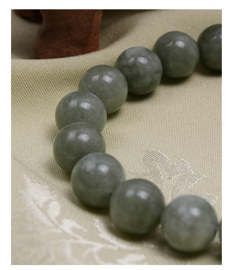 天然翡翠玉石手链女款新疆翡翠玉圆珠玉石手串批发夜市直播货源详情8