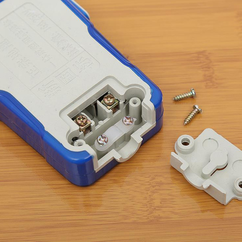 Special offer on the new national standard 11-hole wireless conversion explosion-proof floor mop socket power strip, power strip and power strip pic 2