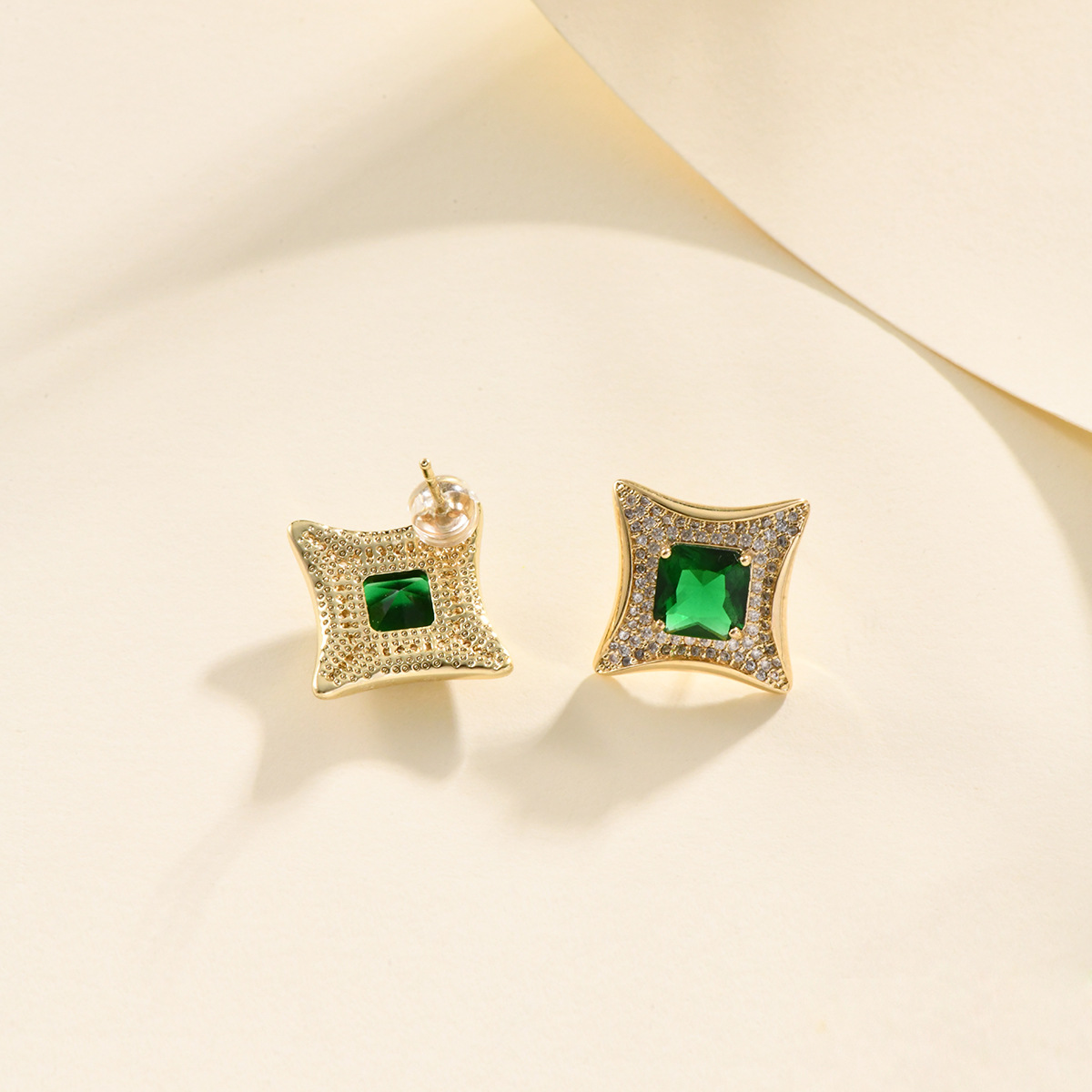 S925银针韩版耳饰批发方形简约小众设计耳钉女淡水珍珠纯铜微镶耳详情10