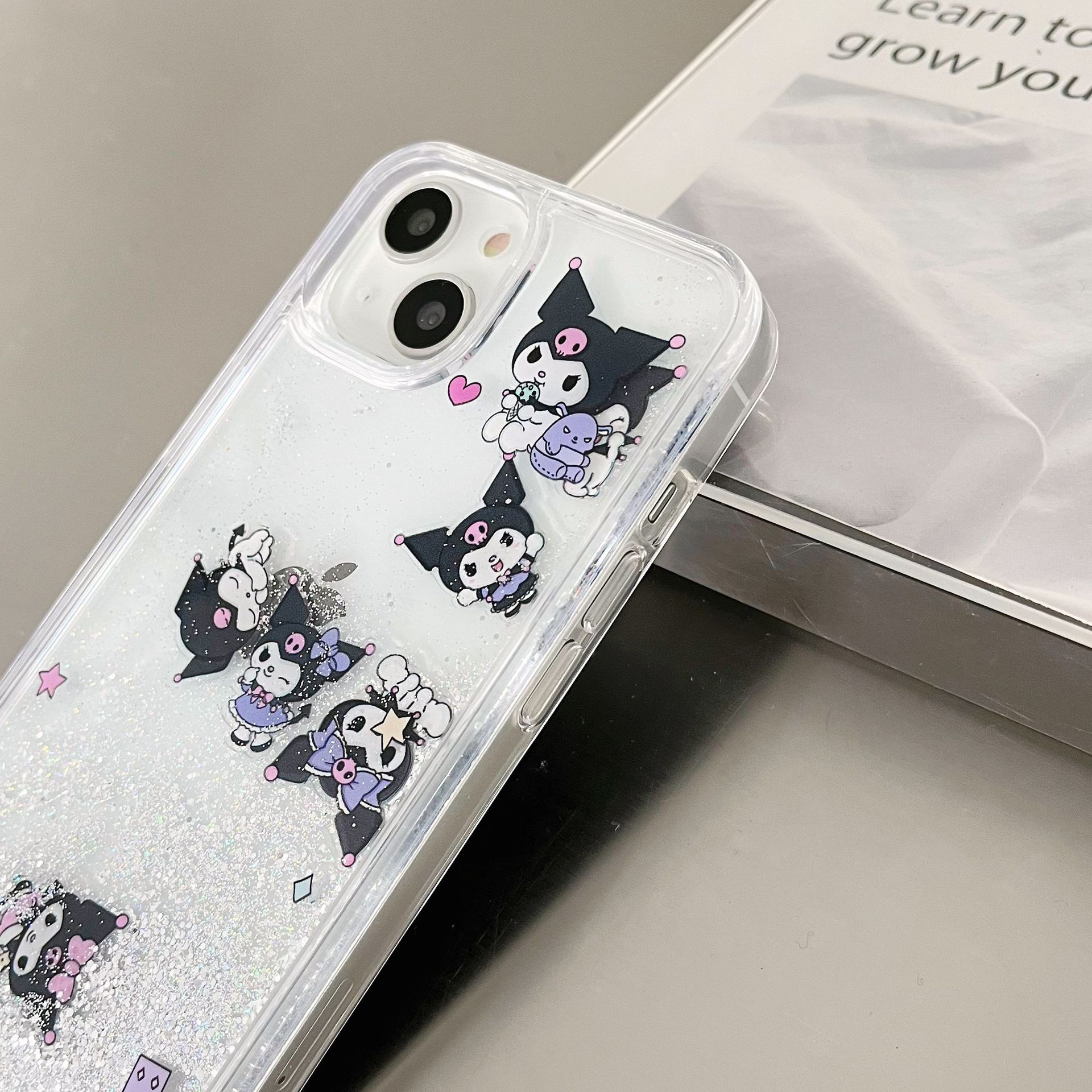 The popular cartoon is cute and fun, suitable for iPhone14pro max and iPhone 15. The phone case is 13/12 transparent with flowing sand pic 44