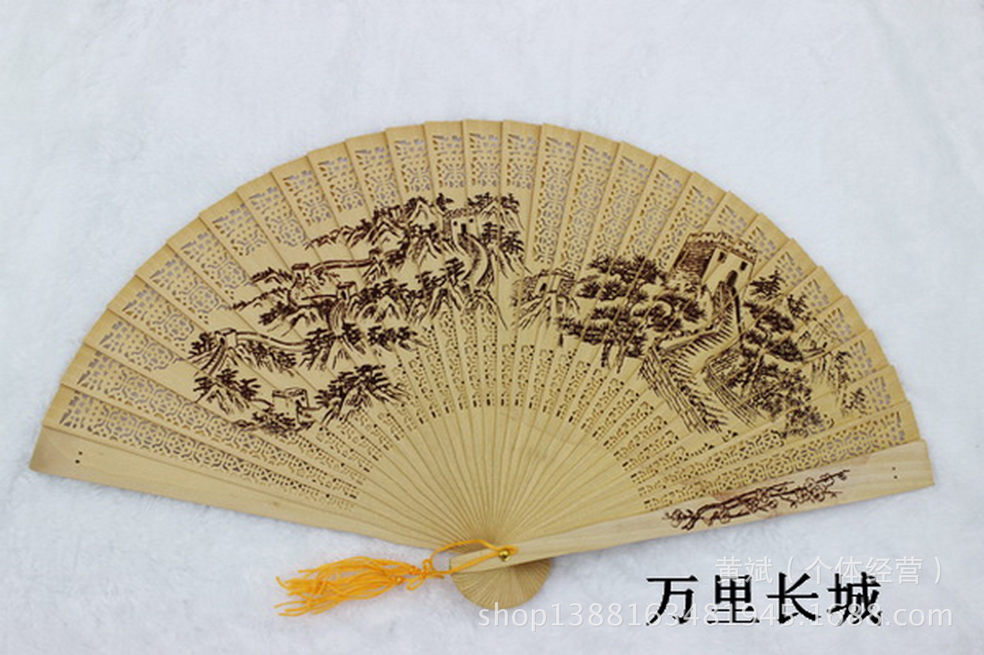 11只彩鹤扇子批发礼品扇禾木扇仿檀香扇带香镂空印花带扇盒详情21