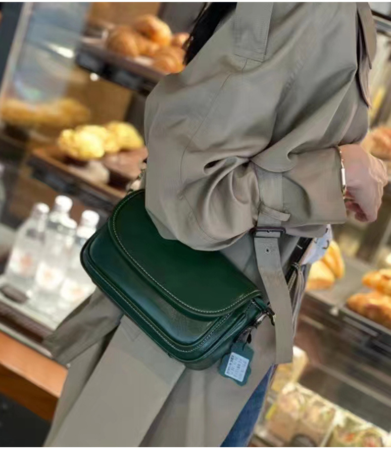 斜挎包2023新款潮高级感真皮女包小方包复古牛皮单肩包详情3